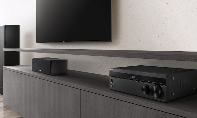 AV-ресивер Sony STR-DH590